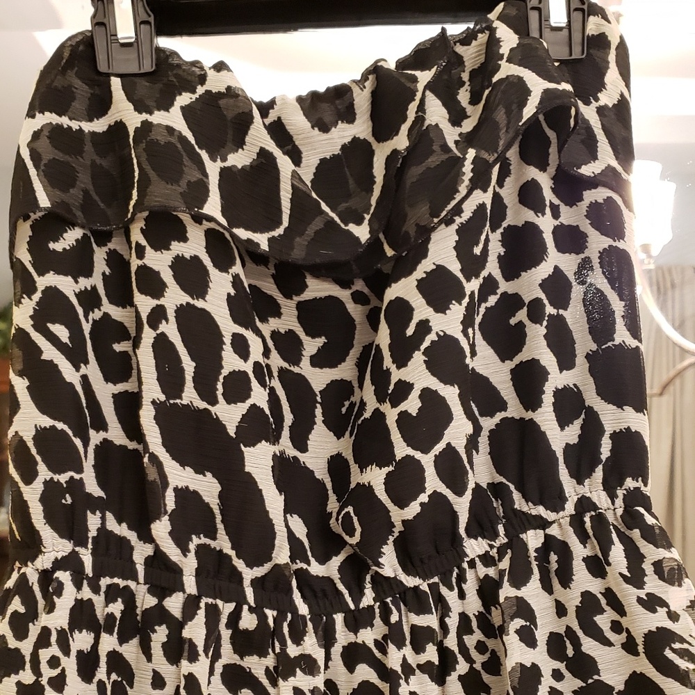Dress - Picture 3 of 5